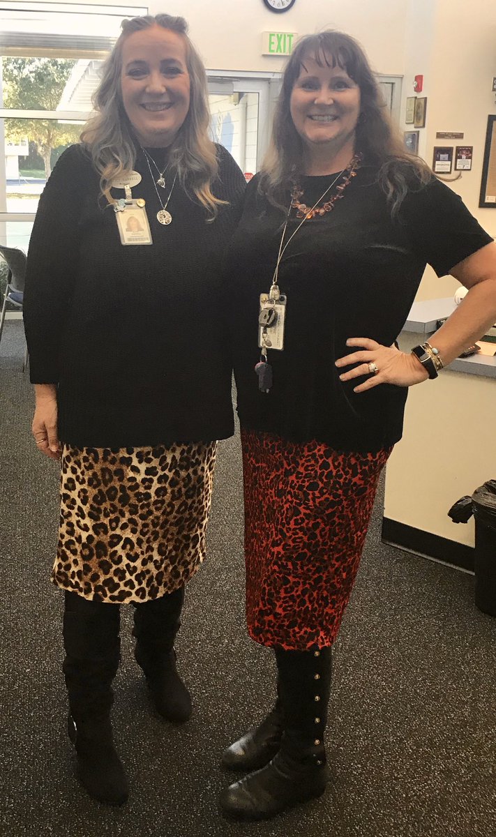 RowenaBalint's tweet photo. Animal print is back in style! 🐆 https://t.co/pZjyi1KMhC