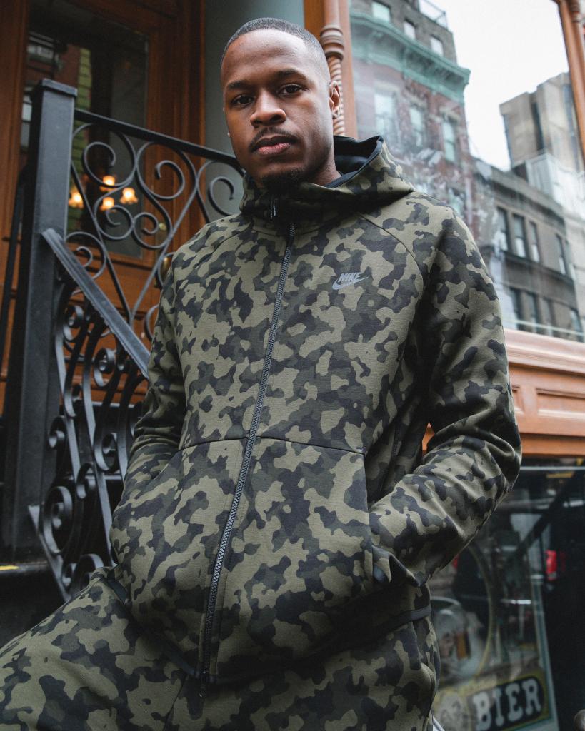 horizon kom Sentimenteel Foot Locker в Twitter: „CAMO-READY. Cop the latest #nike Tech suits online  and in-store. Hoodie: https://t.co/xkmPHi69wt Joggers:  https://t.co/WWAJ3CzyeJ AM 90: https://t.co/jNWlvKlHkC  https://t.co/JNmWXNYW8C“ / Twitter