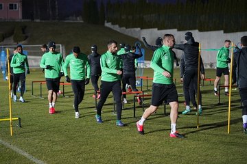 View image on Twitter