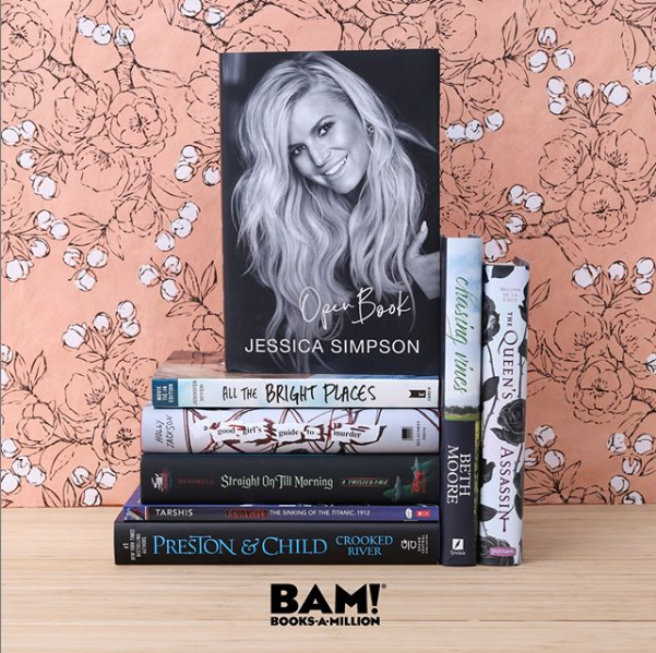 kentuckyoksmall's tweet photo. The weather may be cold and gloomy, but a good book near the fire and your loved ones are around will always a great memory. Make sure to stop Books-A-Million and grab a great read for tonight. https://t.co/ANuGWqgMmW https://t.co/gDXpnTeO1W