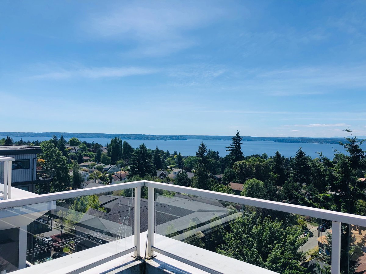 mapleleafmgt's tweet photo. 4847 California Ave SW, Unit 403, Seattle, WA 98116
Cozy Walkable Retreat w/Panoramic Rooftop Views! https://t.co/Ci1gscO3EM #mynewhome #mapleleafpropertymanagement https://t.co/g4j4JY5vnV