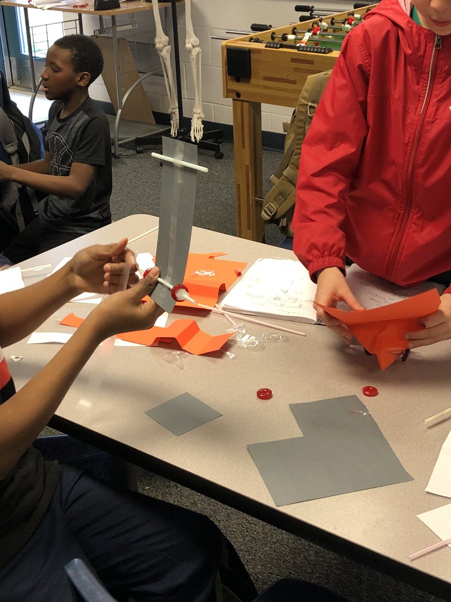 HCES 5th graders building and racing their PuffMobiles!  <a href="/5thHces/">HCES 5th grade Jacksonville NC</a> <a href="/HcesG/">HCES Gators</a> #GlobalSTEMLeaders