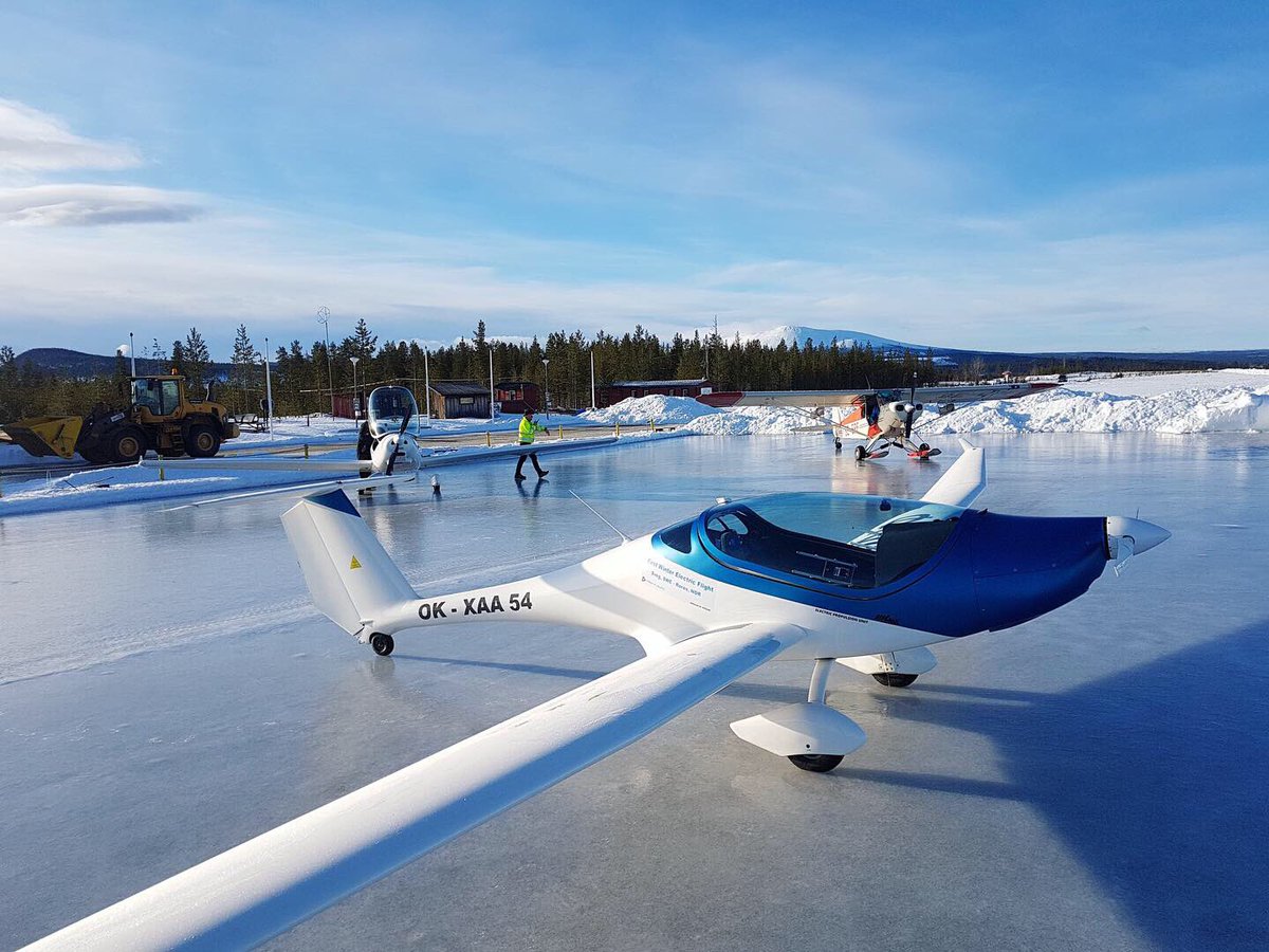 PureFlightS's tweet photo. So today we made the first electric flight over the border in winter conditions ❄. From Sveg (Sweden🇸🇪) to Roros (Norway🇳🇴). Great day and beautiful landscapes! 🛩⠀
#ΦNIX #PureFlight #PurePlane #Sweden #to #Norway #electric https://t.co/SadZkYDItB
