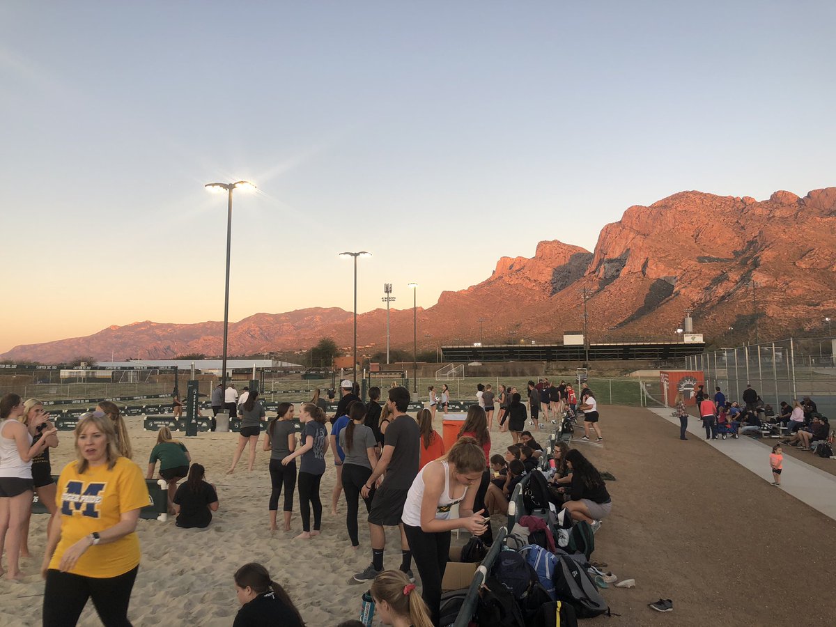 cdobeach's tweet photo. Super fun night last night at Dorado Beach with a ton of great volleyball. The future is bright ☀️for the Southern AZ HS Beach volleyball scene. Thanks for attending @salpointeVB @MaranaWomen @MVGirls_VB @CdOAthletics @AmphiSchools https://t.co/25qg6QHvwn