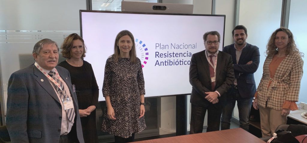 “La @AEMPSGOBcolaborará con las asociaciones de pacientes para frenar las resistencias bacterianas.
La <a href="/AGPacientes/">Alianza de pacientes</a> el Foro Español de Pacientes y la Plataforma de Organizaciones de Pacientes (POP) formarán parte de un nuevo grupo de trabajo. buff.ly/2SDV06I