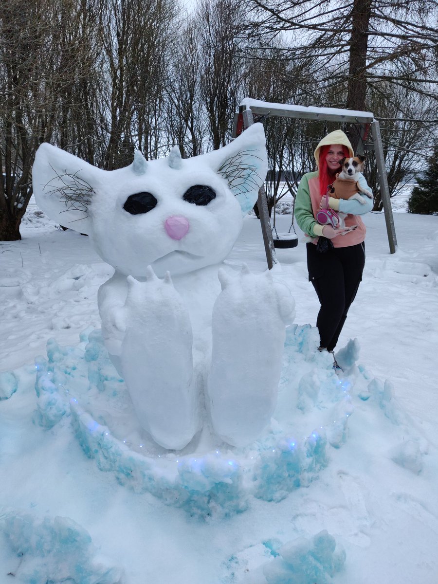 Sarisa76's tweet photo. @european_clique Valentine's Day cake and snow Ned here in Finland 🎂⛄ https://t.co/3qwhl5KQlG