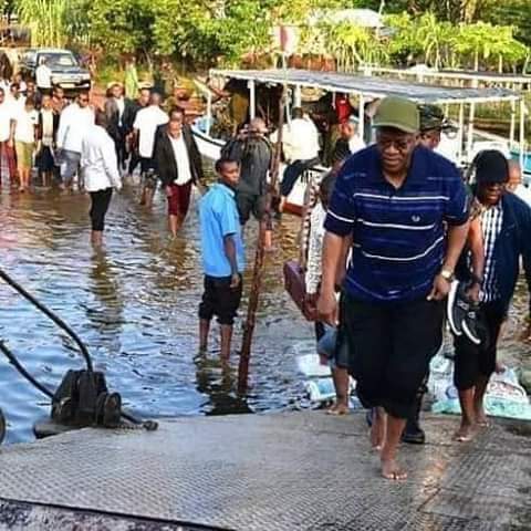 JMmbonyo's tweet photo. MTU WA WATU RAIS ASIYE NA MAKUU https://t.co/7XA8YEt7SW