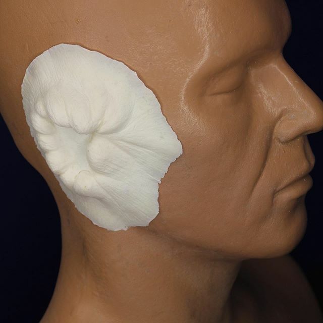 We do love prosthetic ears and when we saw these we just can’t wait to get them. They are so interesting and will go great with some of our other alien pieces. These will really change a character makeup #characterprostheticmakeup #rubberwearfoamlatexapp… ift.tt/2V2nfxD