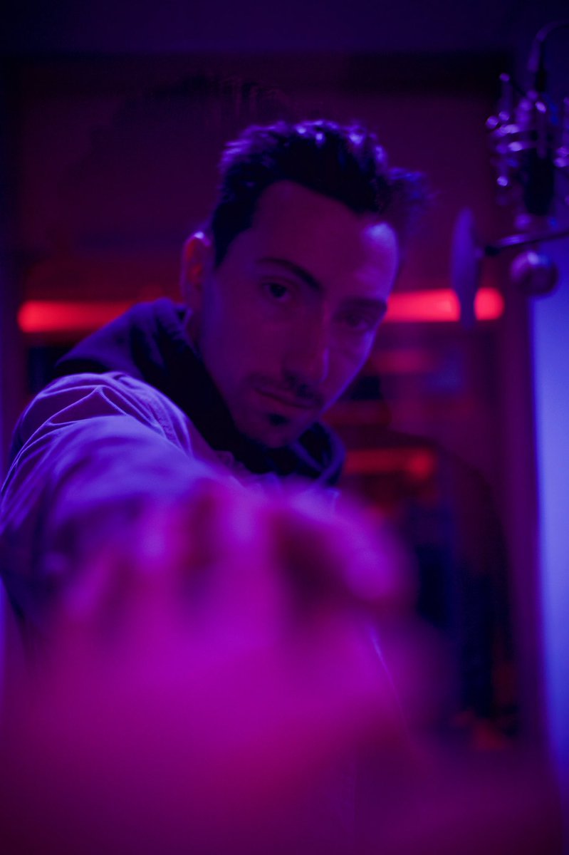 I want you Closer. 🎸 Stream Now: tropix.fanlink.to/closer ‼️