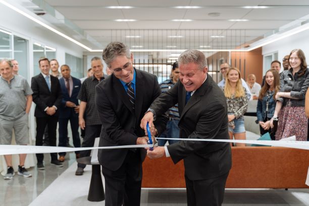 Elevated_NY's tweet photo. In 2019 we re-introduced ourselves as ElevatedNY and in 2020 we're eager to rise to new heights with our clients and reach even greater potential. #ElevatedNYOffices

https://t.co/0cCuOBgcjB https://t.co/abDHPckxQT