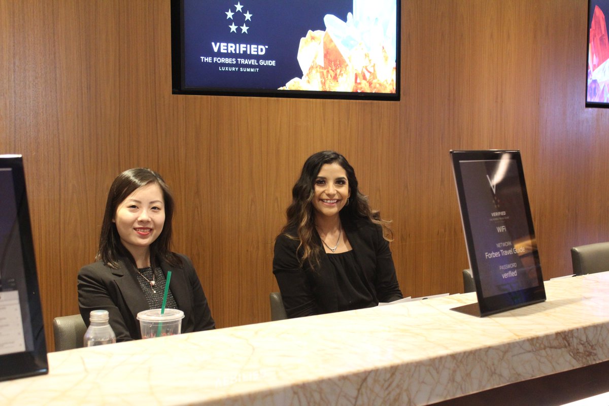 fieldxperience's tweet photo. π‘βοΈπΈβοΈπ¬ Final day for our fieldXers to show off their talents! From front-of-house representatives, to main floor operations, to backstage managers; these fieldXers are doing it all! #ForbesLuXury #myfieldX https://t.co/1S6YRwQlzl
