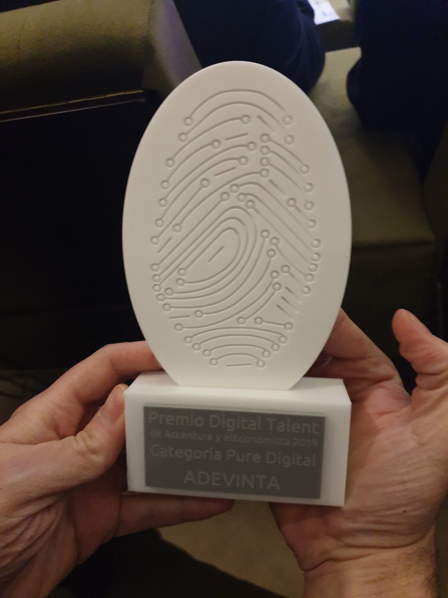 estebangrau's tweet photo. Otro gran día en @AdevintaSpain. Hoy nos han dado el premio #PureDigital de los #PremiosDigitalTalent de @AccentureSpain y @eleconomista #PeakPerformance. Orgulloso de formar parte de nuestra evolucion. ¡Seguimos! 💪 https://t.co/ULZIL7lscS