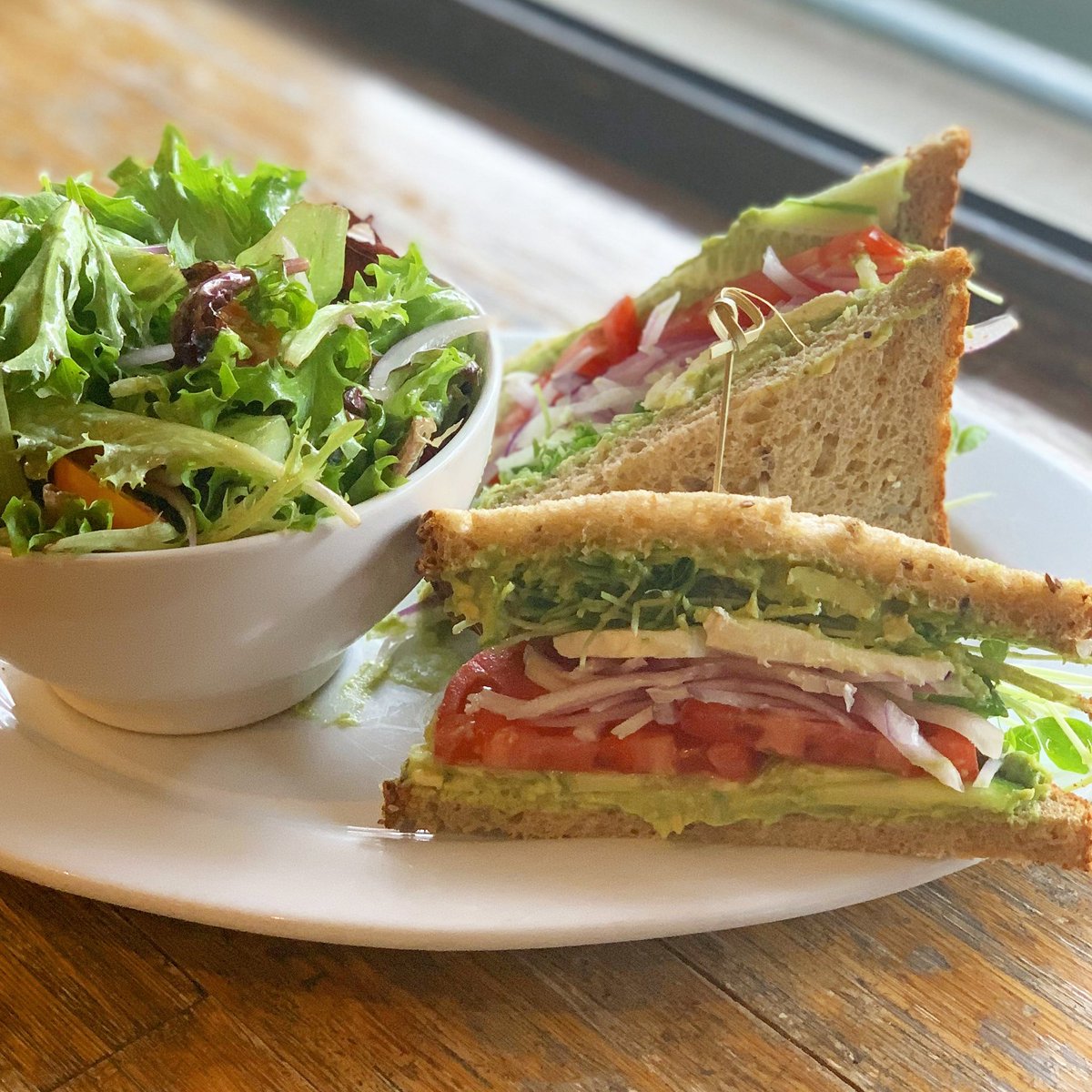 Take a break from your day to enjoy our signature Avocado Sandwich.

Creamy Avocado and Goat Cheese with perfectly Toasted 7 Grain Bread.

#janerestaurant #lunch #nyclunch #houstonstreet #westvillage #tribeca #greenwichvillage