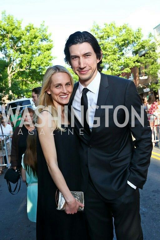 Axolotl101's tweet photo. @AdamDriverFiles Don't you guys have the article from this magazine?👇 You have such a great collection of Adam related stuff. 👉"You're my only hope."😎

#AdamDriver #JoanneTucker #WashingtonMagazine https://t.co/HDa2C0sB0A