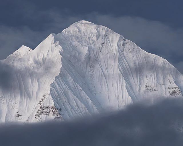 JulienFumard's tweet photo. #Dolpo, a region of the #Nepalese #Himalaya is mostly renown for its remoteness, semi-arid landscapes and traditional way of life. However, here and there, a couple of snowy #peaks and glaciers can be found when one looks around...
.
Dolpo, #Nepal, autum… https://t.co/5Hc3h3oCZU https://t.co/unjK2GLzmQ