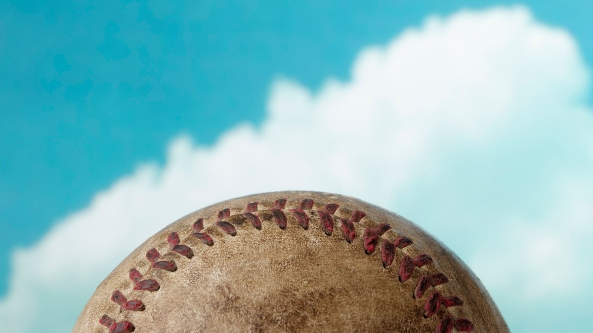 DTManchesterNH's tweet photo. Your favorite #NewHampshire baseball team is gearing up for a great season! Enjoy a long weekend of #FerociousFun at Delta Dental Stadium! ⚾ 🤩 #visitnh #springtraining https://t.co/5Rr2oARSBh https://t.co/QoAXZ1R21o