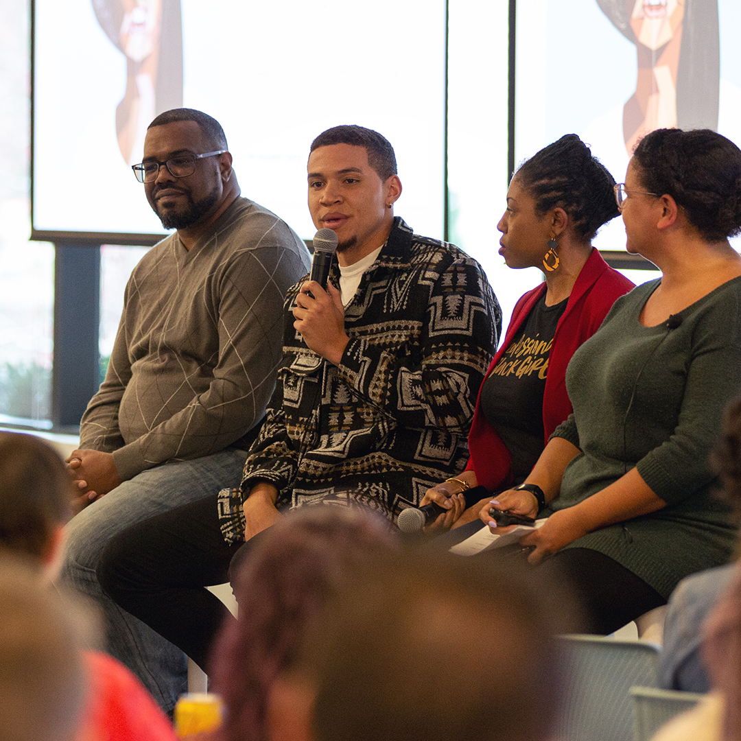 tableau's tweet photo. #LifeAtTableau: For Black History Month, Tableauโs Black Employee Group hosted an amazing celebration and provided desserts from local black-owned businesses. Thank you to our incredible panelistsโAndrea, Channing, James, and Reneeโfor sharing their experiences. https://t.co/z1B3rxgOO3