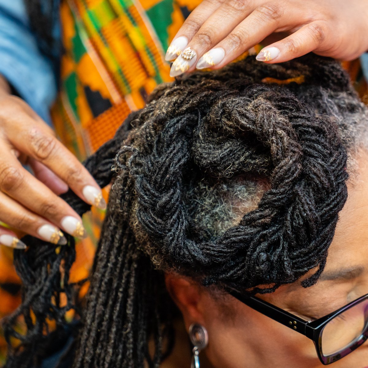 Naturallyisis's tweet photo. We provide a consultation before ever working on your hair. Healing your hair before changing your style is how we go the extra mile. https://t.co/CRAmgxiY2F