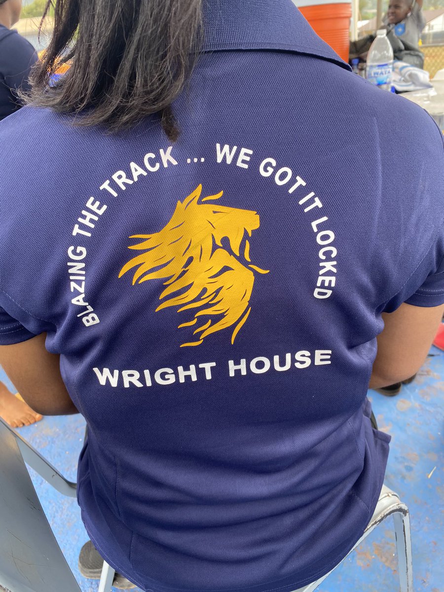 tkmsingh's tweet photo. @novia_ramsay @nariws001 #WrightHouse so proud #GladisGranddaughter #EvaMayWright Navy Blue & White β€οΈπ―π²π―π²π―π²π―π² https://t.co/fYWGYisAax