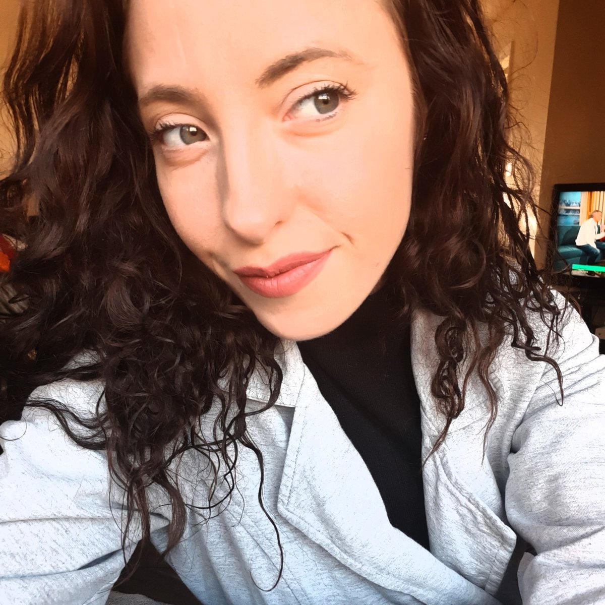 Kayleighrawlin1's tweet photo. #NewProfilePicture #Actress #ActorsLife @TheCursedSoulS1 @ERNALINE_Horror #filming #featurefilm #tvseries #netflix #WednesdayThoughts 📽📽❤ https://t.co/lQ0eniGWPs