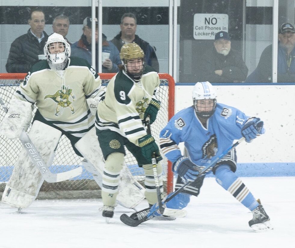 HowellVHockey's tweet photo. Highlander Varsity Hockey celebrates Senior #9 Andrew Mitter @HHSSection @HowellAthletics @HowellMISchools @ArrickSports @SeanPBali @BillKhan @MichHSHockey https://t.co/hkzfCYWIGV