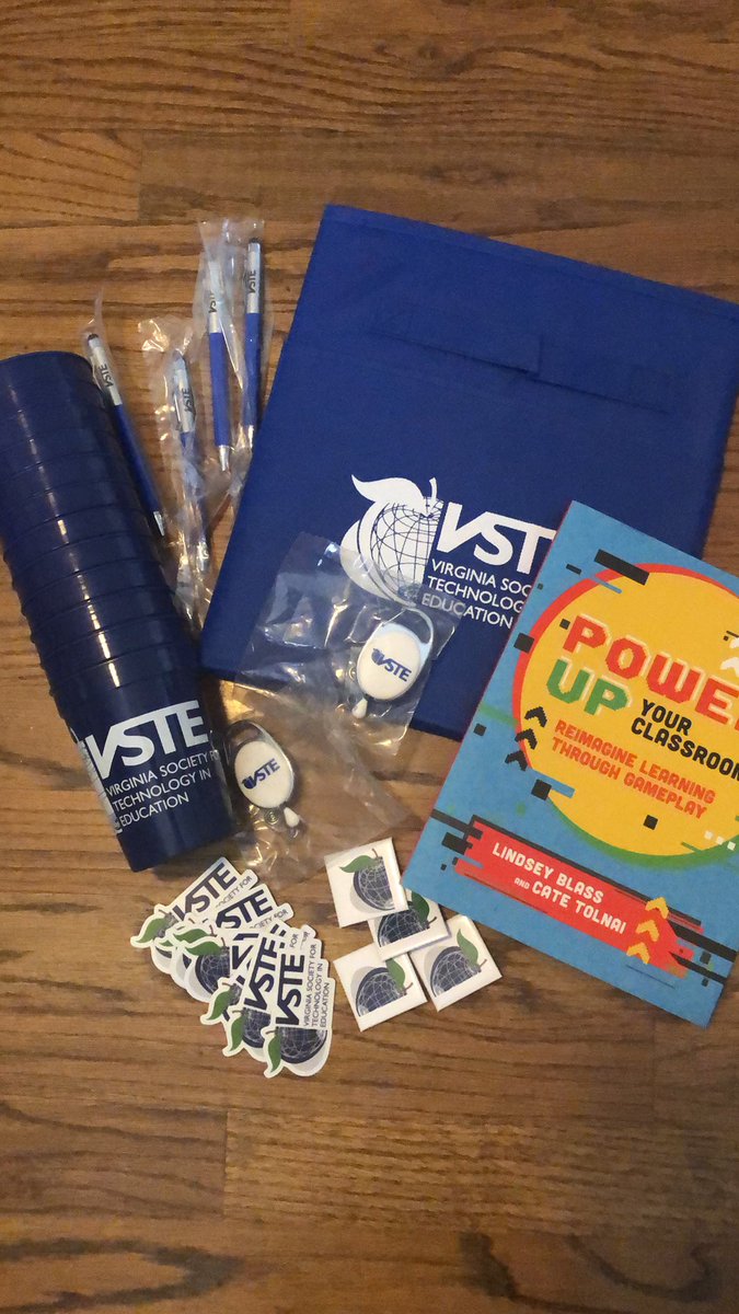 KBarr_EdTech's tweet photo. New location and NEW SWAG for @edcampEVA! Not pictured, FREE registration to next year’s state conference! Thank you, @vste! #vsteretweetme https://t.co/manCSYeeDo