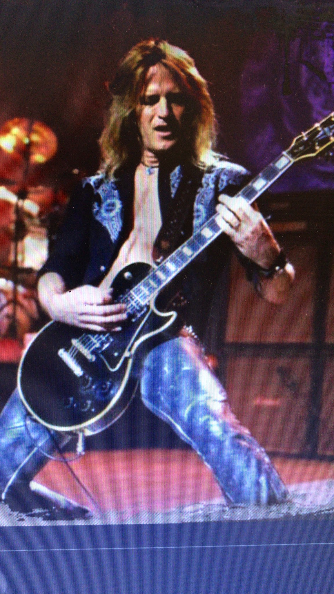  Happy birthday Doug Aldrich. I hope you have a wonderful day! 