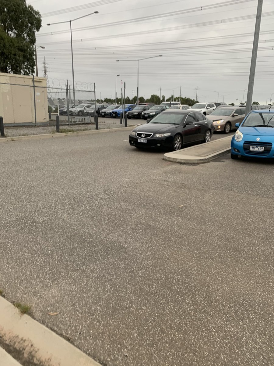 sunshne13's tweet photo. @metrotrains And another entry/exit - there are still empty spaces further down the parking lot and people are only blocking the exits because no one is doing anything about it @metrotrains https://t.co/vdLWsdJv0r