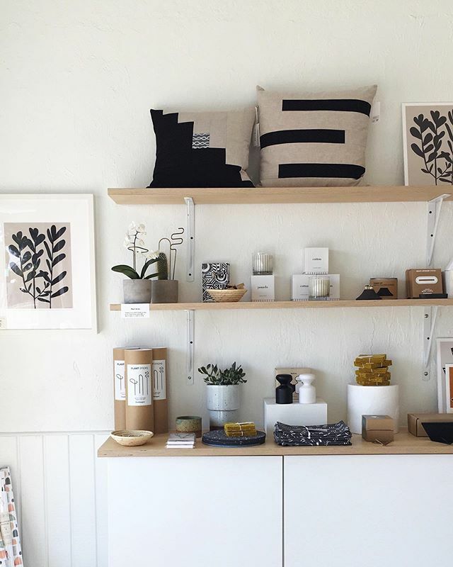 Last full week in the store! I keep rearranging the shelves to make things look more full, but 3/4 of my inventory has sold out since I announced the store closing sale a couple weeks ago — thank you!! Still some great handcrafted pieces available, all w… ift.tt/2vJND4T