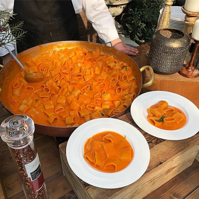 JohannahMasters's tweet photo. This pasta @brunellocucinelli is hands down one of the best parts of #MFW 🍝😍🍝 https://t.co/loKY36RytW