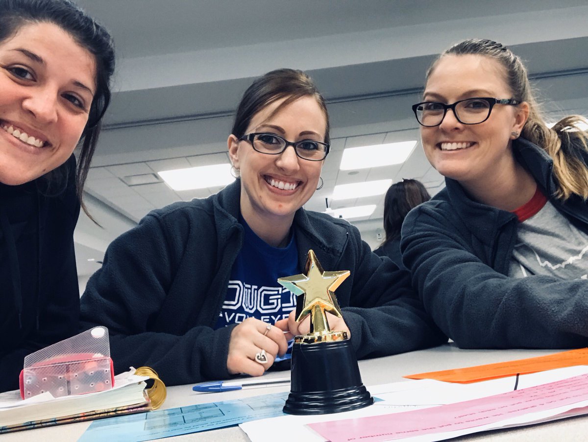 kbwilson17's tweet photo. Edna JH Math teachers rockin’ this STAAR workshop! #travelingtrophy #rockinreview #lead4ward #winners @RideforEISD @Edna_JH https://t.co/kgAfhjkcvL