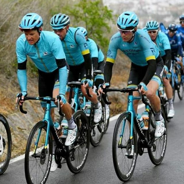 LimarHelmetsUK's tweet photo. Air Master & Air Pro the order of the day for Astana today.. #cycling #roadcycling #procycling #triathlon #limarworld #helmets #limarhelmets #astana #AeroGains #savewatts #savingwattswithlimar https://t.co/wlu3SeKA5p https://t.co/DRaAIEO5ng