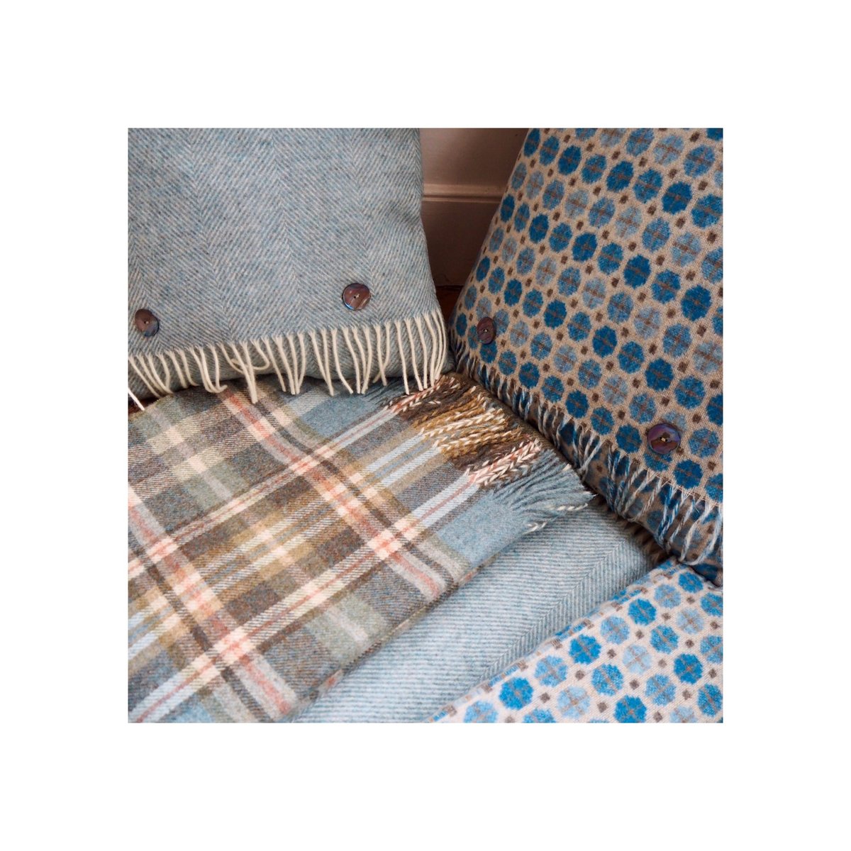 TheHettie's tweet photo. The Hettie Home Collection is infused with the colours of our new trinity of collections. Woodland , Spa and Riverside
Our Spa Collection contains calming and soothing blues, promoting serenity and contemplation in your home
#blues #spacollection #ourinspiration #hettie https://t.co/ce7UQgqHqD