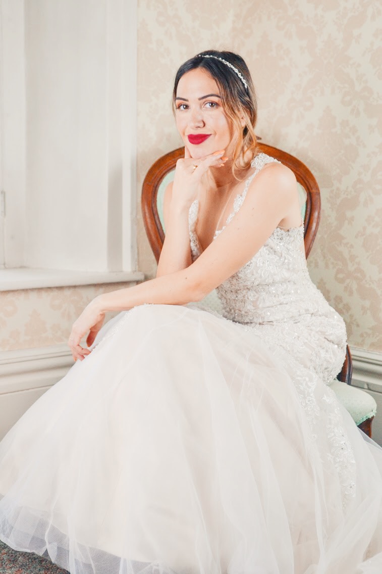 Dreaming of a vintage wedding? We provide a beautiful venue, accommodations for you and your guests, catering and an on-site wedding coordinator. All you have to do is book 💍👰 waringhouse.com/weddings-your-…