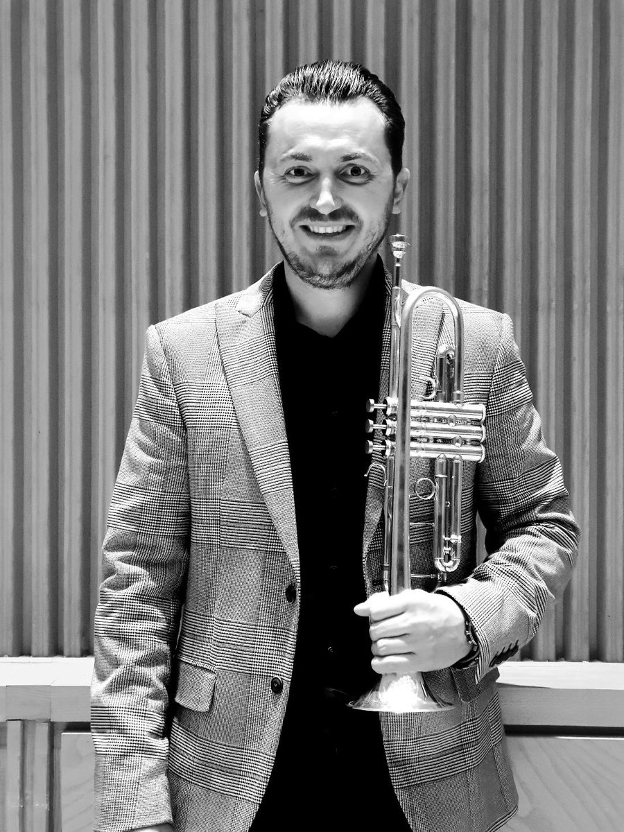 Dear Brass Quintet players,

meet the #BIMC 2020 Jury members:

DUMITRU CERNEI
Co-principal trumpet - Romanian National Radio Symphony Orchestra

Organizer: Ars Ventus Association | arsventus.ro