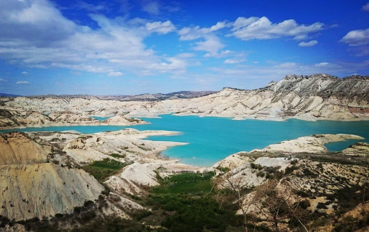 Dentilania's tweet photo. Murcia, que bonita eres 😘!!!
#barrancodegebas #paisajelunar #turquesa #Murcia #RegiondeMurcia #Espana #tourism #cometospain https://t.co/9jnYbBSB7E
