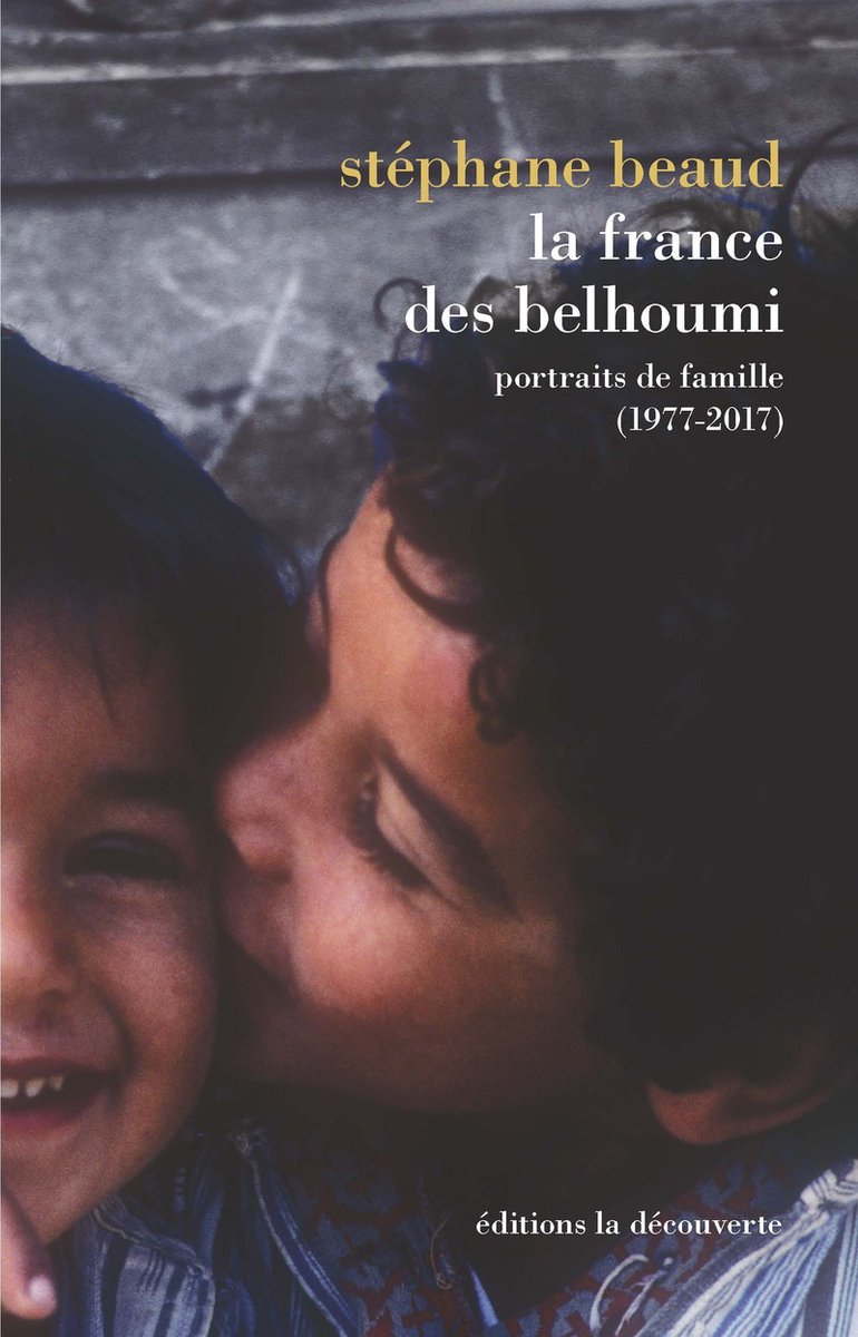 Bonsoir les ami (e) s,voici sur quoi je travaille en ce moment.Une adaptation théâtrale de ce livre sous la direction de #DominiqueLurcel. #enrépétition @MRAP_Officiel @SOS_Racisme @resf19 Nous jouerons dans de nombreuses facultés.#PasseursdeMémoires Bien à vous @doorydercompany