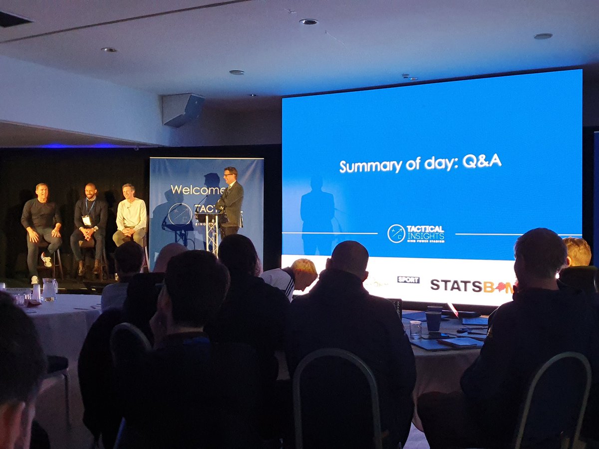 mzachodny's tweet image. Świetny i bardzo wartościowy dzień spędzony na konferencji #TacticalInsight organizowanej przez Leicester City. Wiele przykładów łączenia analizy, danych z pracą szkoleniową. Wykłady m.in. Barcelona, Arsenal, Stefan Kuntz z reprezentacji Niemiec U21...