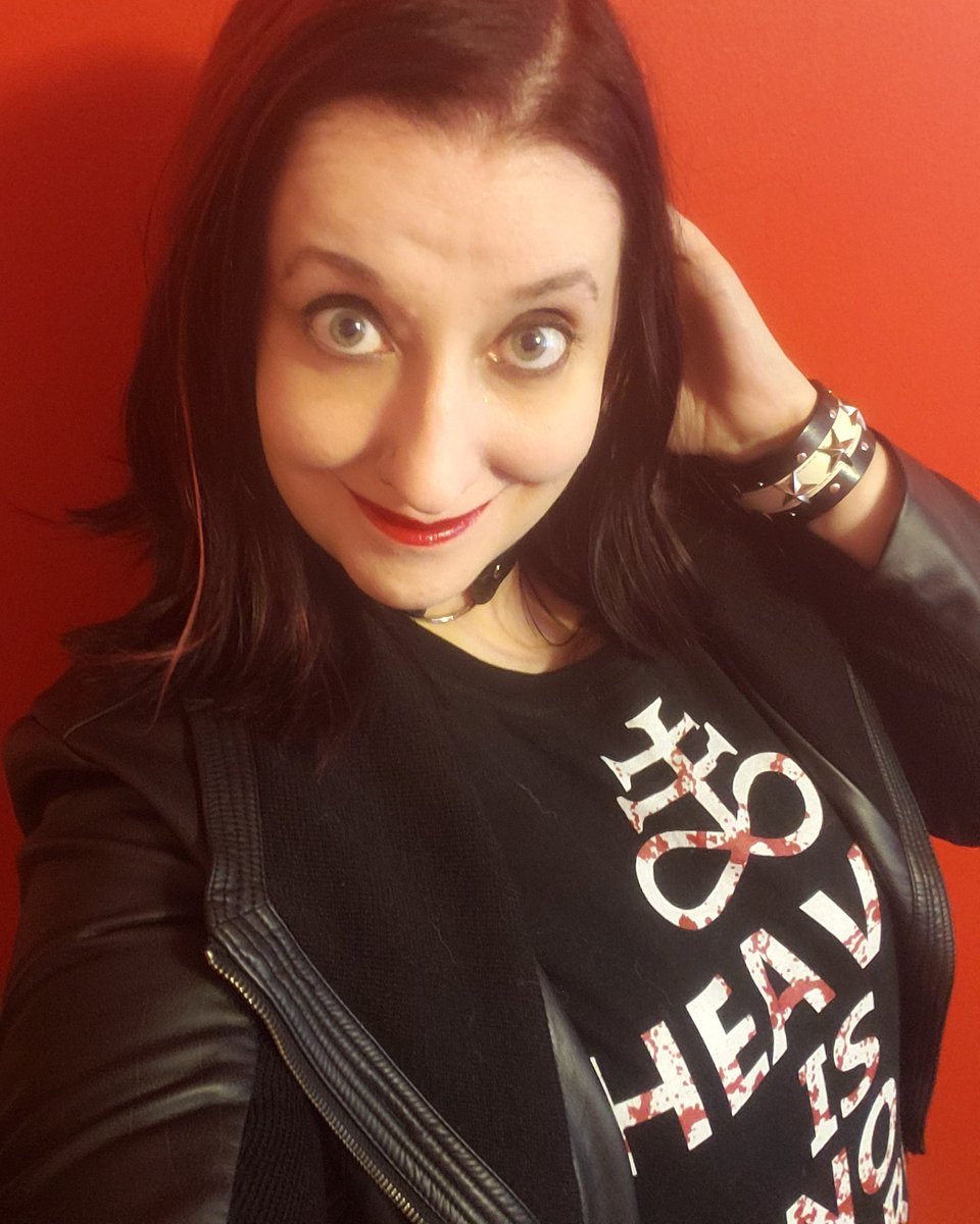 cherrycyannide's tweet photo. New hair required some new fun pics #punkrockgirl #punkrock #rockchick #heavymetalchick #rock #heavymetal #redplaid #docmartens https://t.co/qL7nKCEcIw