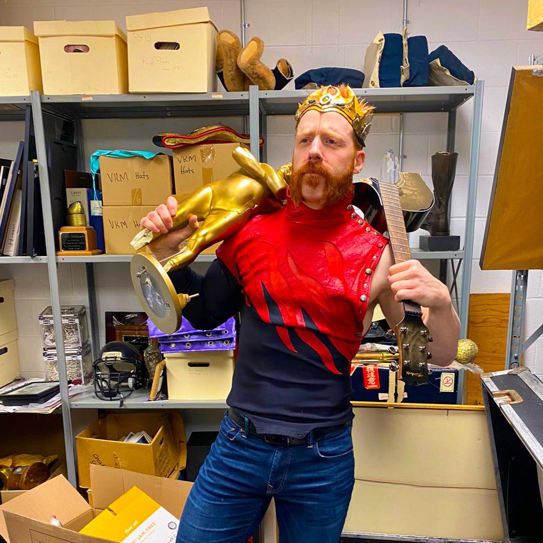 SFarrellyPro's tweet photo. Broke into the WWE props room... had waaay too much fun. This should be a tour! #TourGuideSheamy https://t.co/CgDeFin3sd