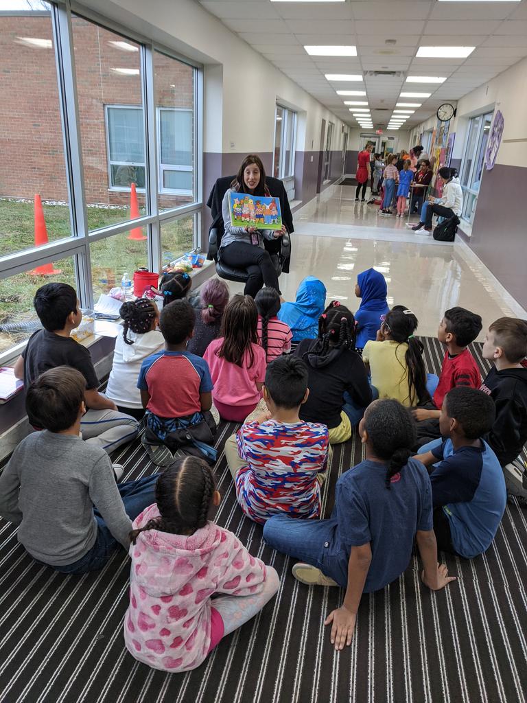 AmyGoch's tweet photo. Last but definitely not least... Thank you parents for your donations and time volunteering and teachers for all of your help and support at Heartfest.
@ReynSues
@HMSTEAMtigers
#ReynLearning https://t.co/N53Cm2GtWl