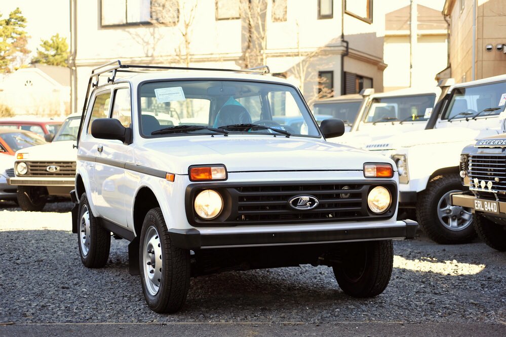 ルパルナス ラーダ ニーヴァ 今なら3ドア 5ドア 新車 中古車 いろいろ選べます お問い合わせ下さい フィアット ラーダニーヴァ5ドア ラーダニーヴァ3ドア アウトドア サーフィン ワズ ラーダ クロカン ロシア車 Suv ラーダニーバ ジムニー ルパルナス ラーダ ニーヴァ 今なら3ドア 5ドア 新車 中古車 いろいろ選べます お問い合わせ下さい フィアット ラーダニーヴァ5ドア ラーダニーヴァ3ドア アウトドア サーフィン ワズ ラーダ クロカン ロシア車 Suv ラーダニーバ ジムニー