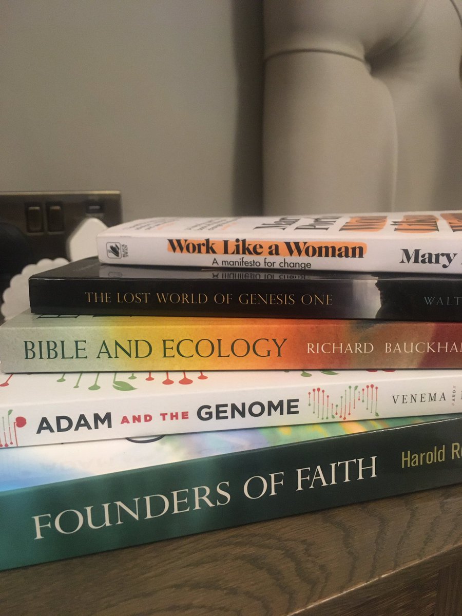 natalieroddis's tweet photo. How many books is too many books for a 2 day spa break? https://t.co/MnKpSBOW3J