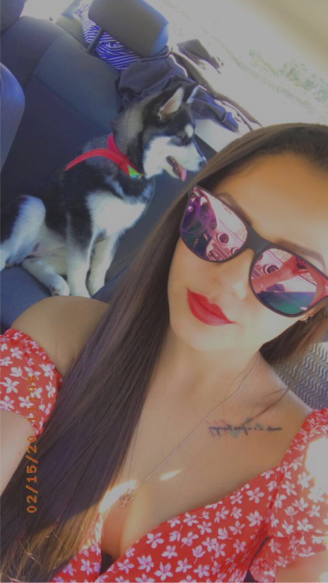 MmontesLaura's tweet photo. Tómame una foto como si no me diera cuenta 😅🐶 https://t.co/TP6c3VoVQQ