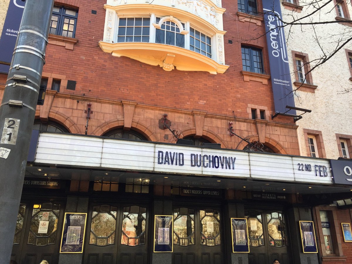 Happy One-Year Anniversary, Every Third Thought Tour! 🎉. Couldn’t have asked for a more wonderful start to 2019! 😃🎶🎤 #DavidDuchovny #EveryThirdThoughtTour2019 #Dublin #London #TreasuredMemories