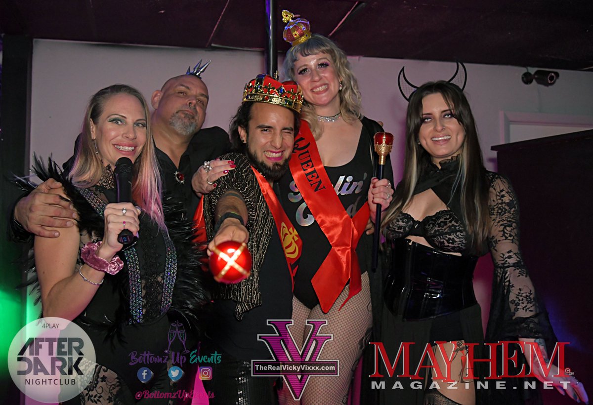 BottomzUpEvents's tweet photo. 5th Annual Black Hearts Fetish ball
King and Queen @AcroSuave @mila_mayhem 
@GoddessVickyV @Carnivale_Ellez 
📸 @mayhem_magazine https://t.co/Ae1t3S7UiI