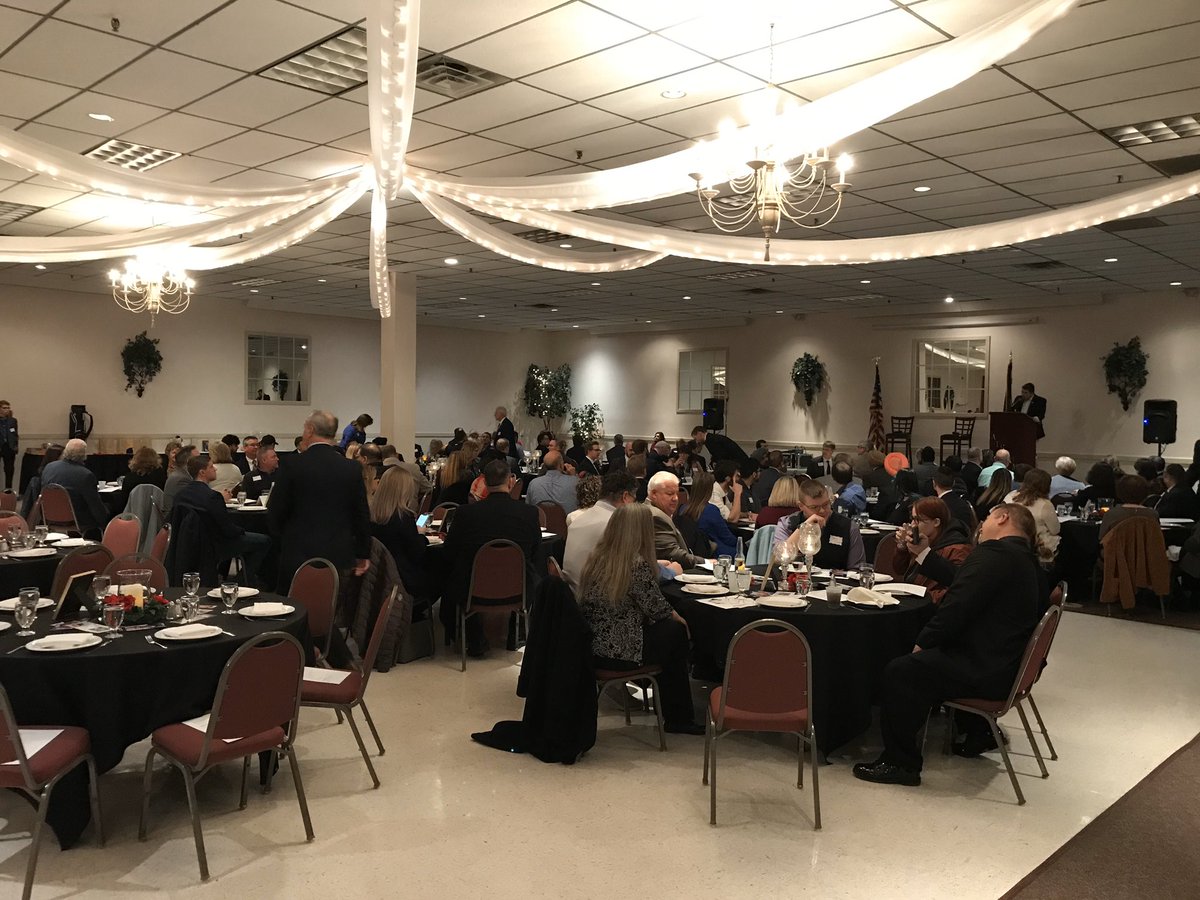 IndyGOP's tweet photo. What a great crowd at the Perry Township GOPโs Lincoln Day Dinner. Thanks to Gov Eric Holcomb for attending and speaking tonight. #PerryGOP #GOPClub #LincolnDay https://t.co/PeeZO6jHnI