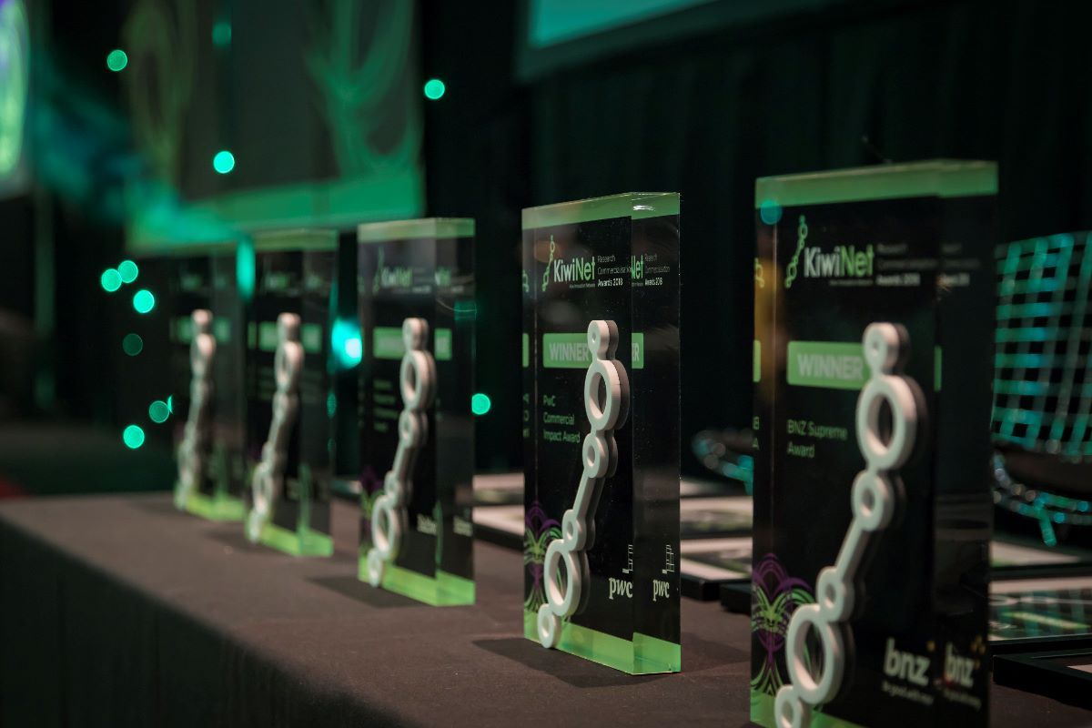 There's just one week left to enter KiwiNet’s 2020 Research Commercialisation Awards! Don't miss the chance to have your hard work recognised. Entries close 28th February. All the details are here: kiwinet.org.nz/Awards #2020KiwiNetAwards