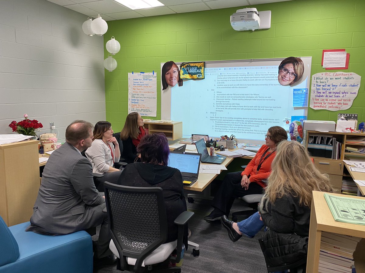 arc429's tweet photo. So appreciative of the hard work of our school board.  Thank you for spending time with our parent group and teachers this week! @CF_schools @aapattee @leeper_jenny @SusieWHines @JeffOrvis1 https://t.co/3K3haV66qA