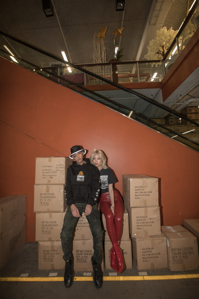 SoCalFlowerMrkt's tweet photo. 🌻SCFM x UPRISERS🌻

We are so excited to have collaborated with @weareuprisers and created our very first merch collection! Every item speaks to the very core of the Southern California Flower Market and celebrates our history. 

Shop the collection at https://t.co/qix4jXqhuM https://t.co/GAc0KaCJqx